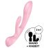Satisfyer Triple Oh - Genopladelig klitorisvibrator med arm (pink)