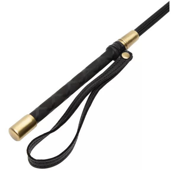 Bound to You ridepisk, sort som natten