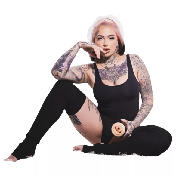 Kiiroo Feel Leigh Raven - kunstig mund med udskåret tunge (naturel)