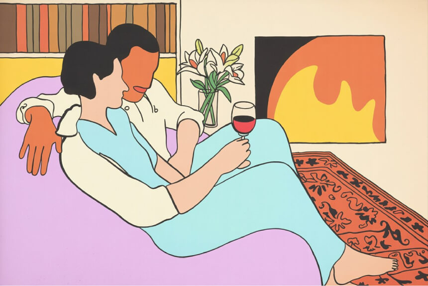Et par sidder i sofaen og taler sammen med fokus på følelsesmæssig intimitet. | Sex Shop United Kingdom Desirel.co.uk